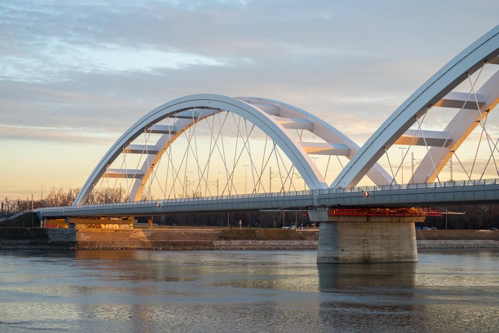 Serbia-it-destination-bridge